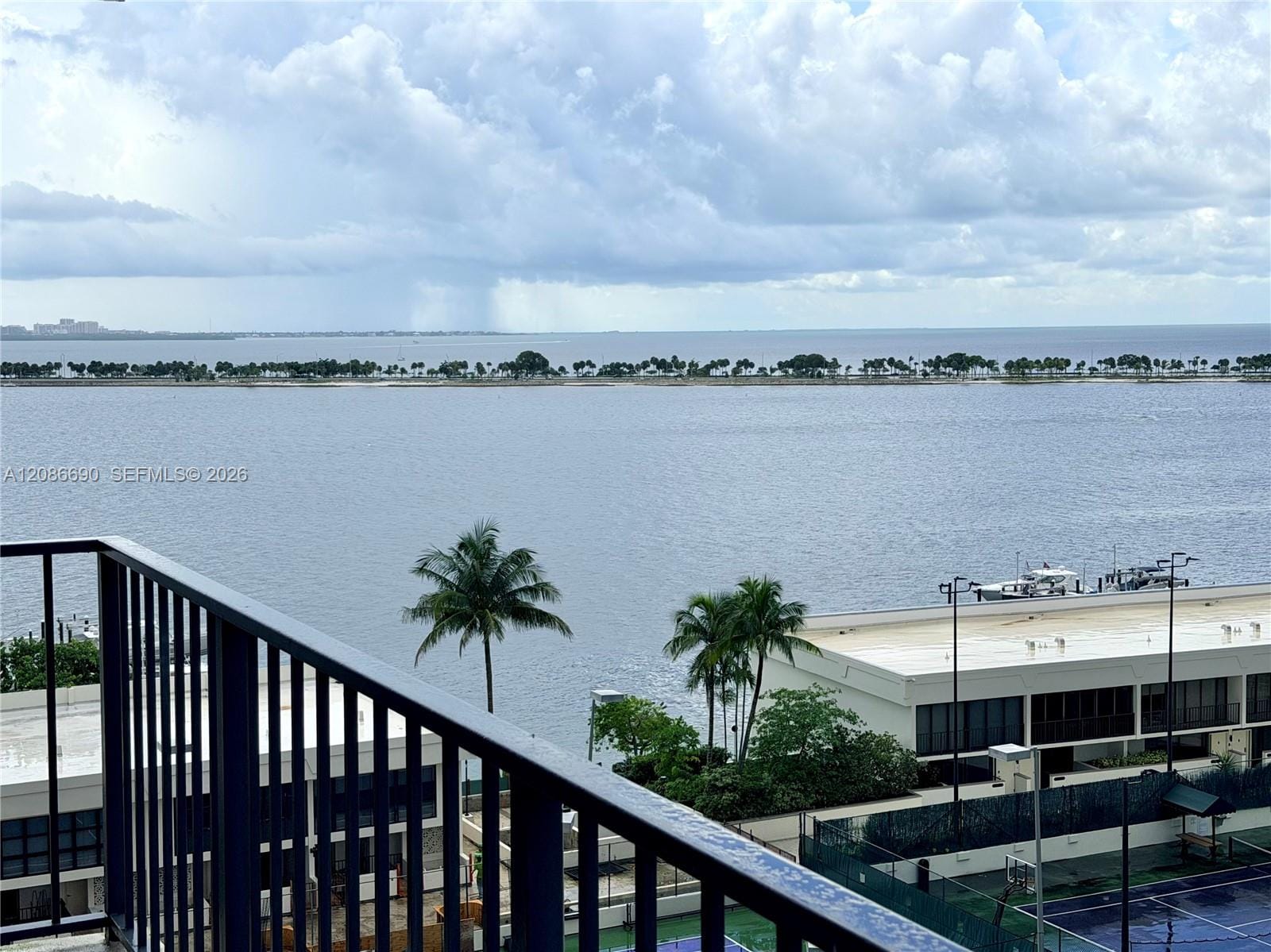 Pending home at 1901 Brickell Avenue B901, Miami, FL 33129