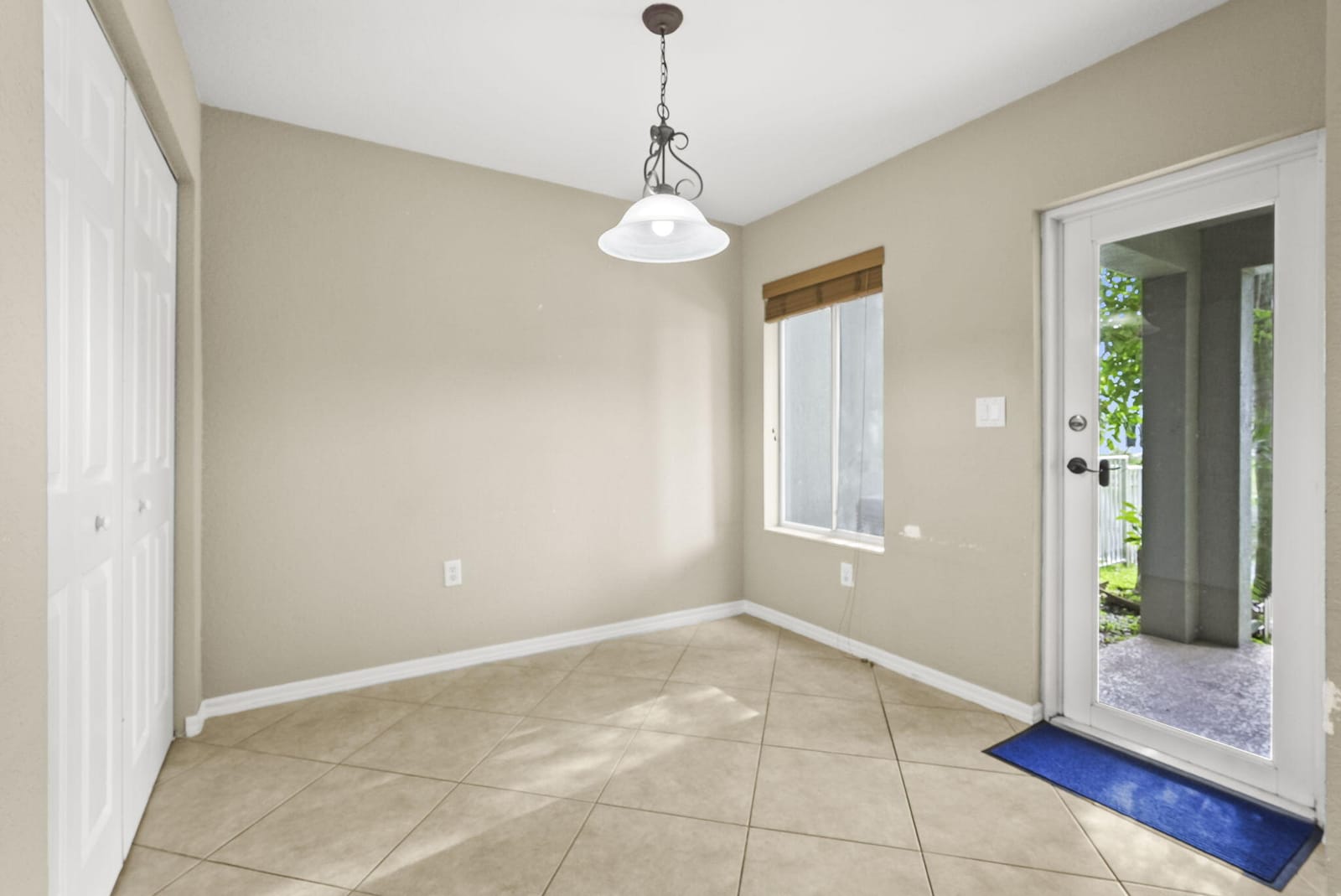 5963 GLASGOW Way — photo 12