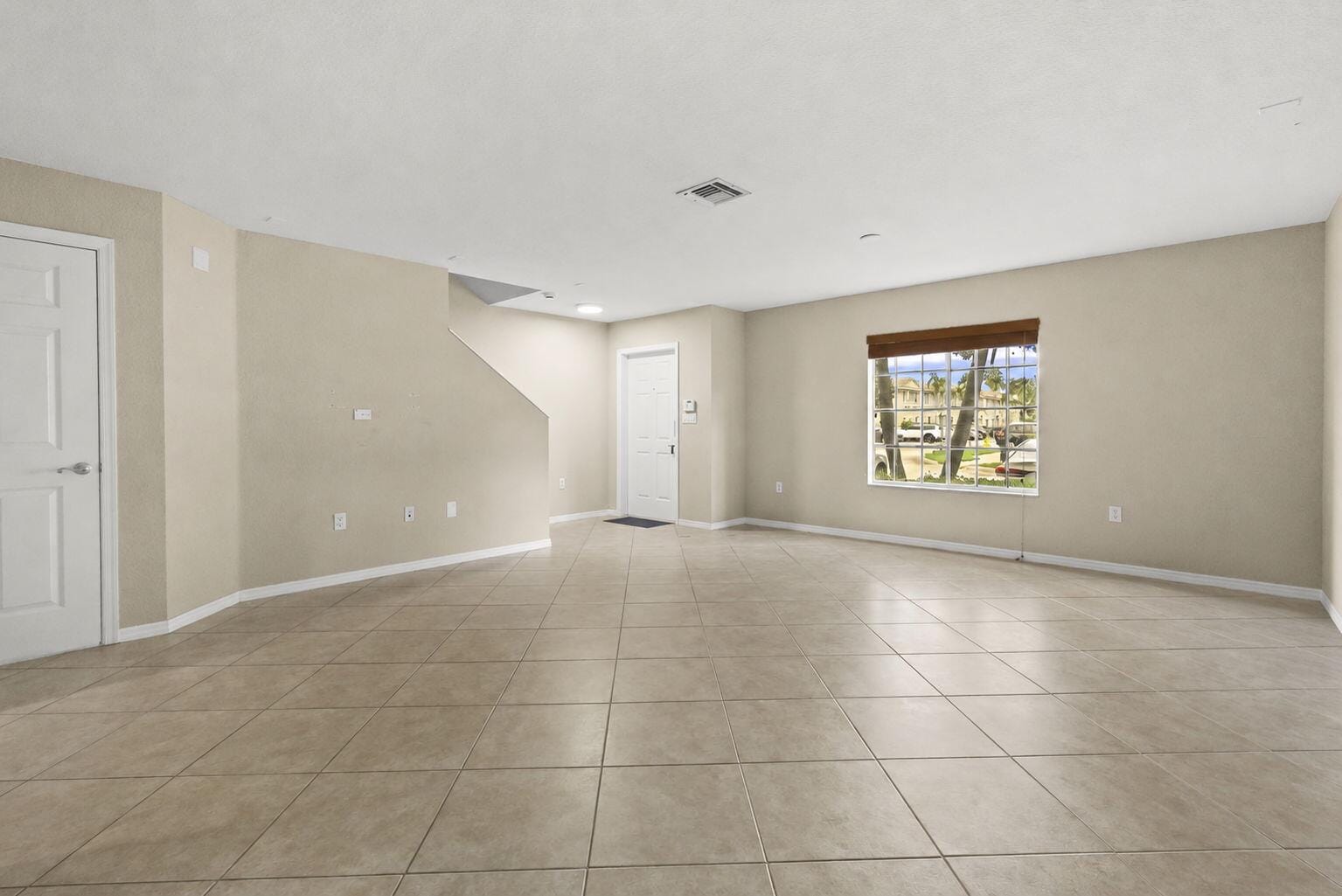 5963 GLASGOW Way — photo 6