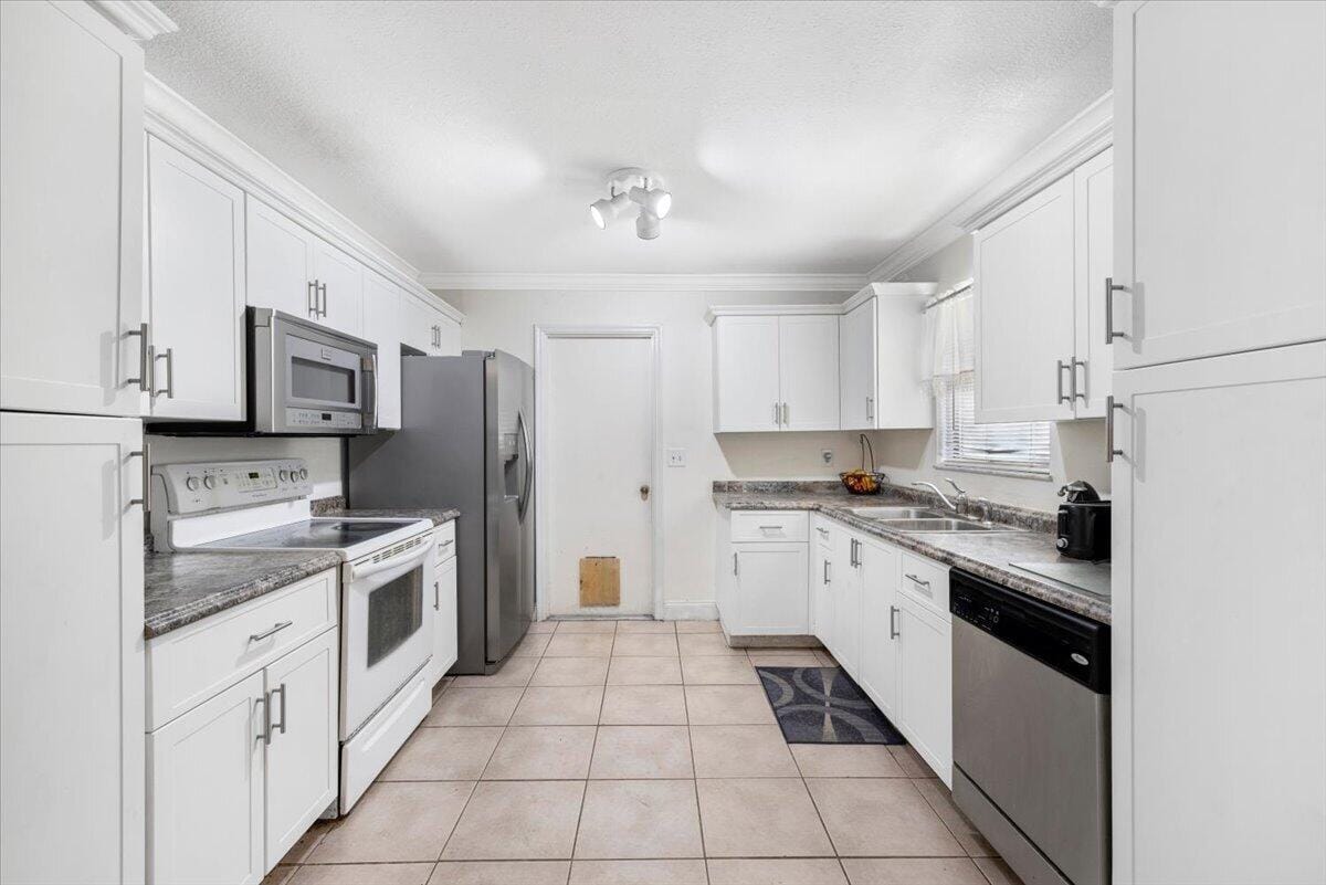 7409 Penny Lane, Fort Pierce, FL 34951 photo 11
