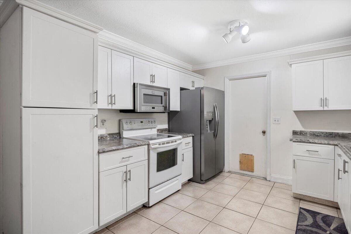 7409 Penny Lane, Fort Pierce, FL 34951 photo 12