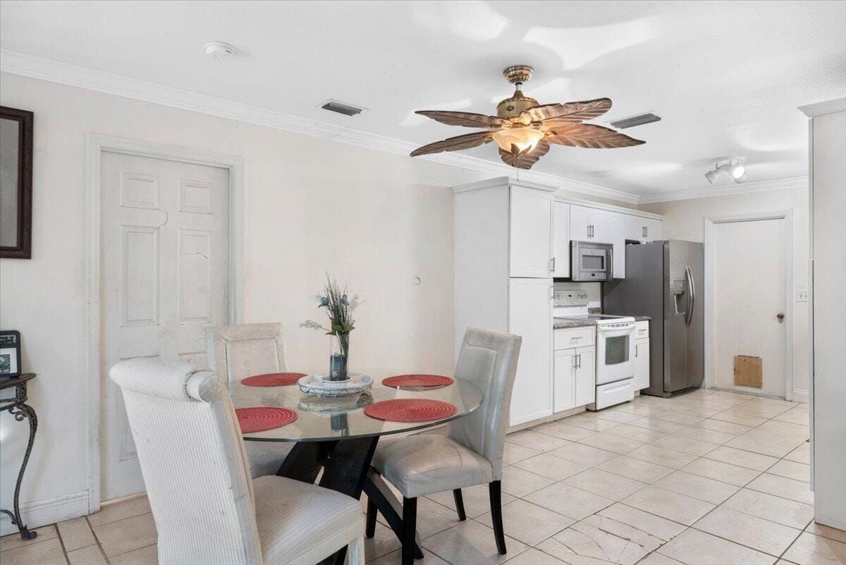 7409 Penny Lane, Fort Pierce, FL 34951 photo 9