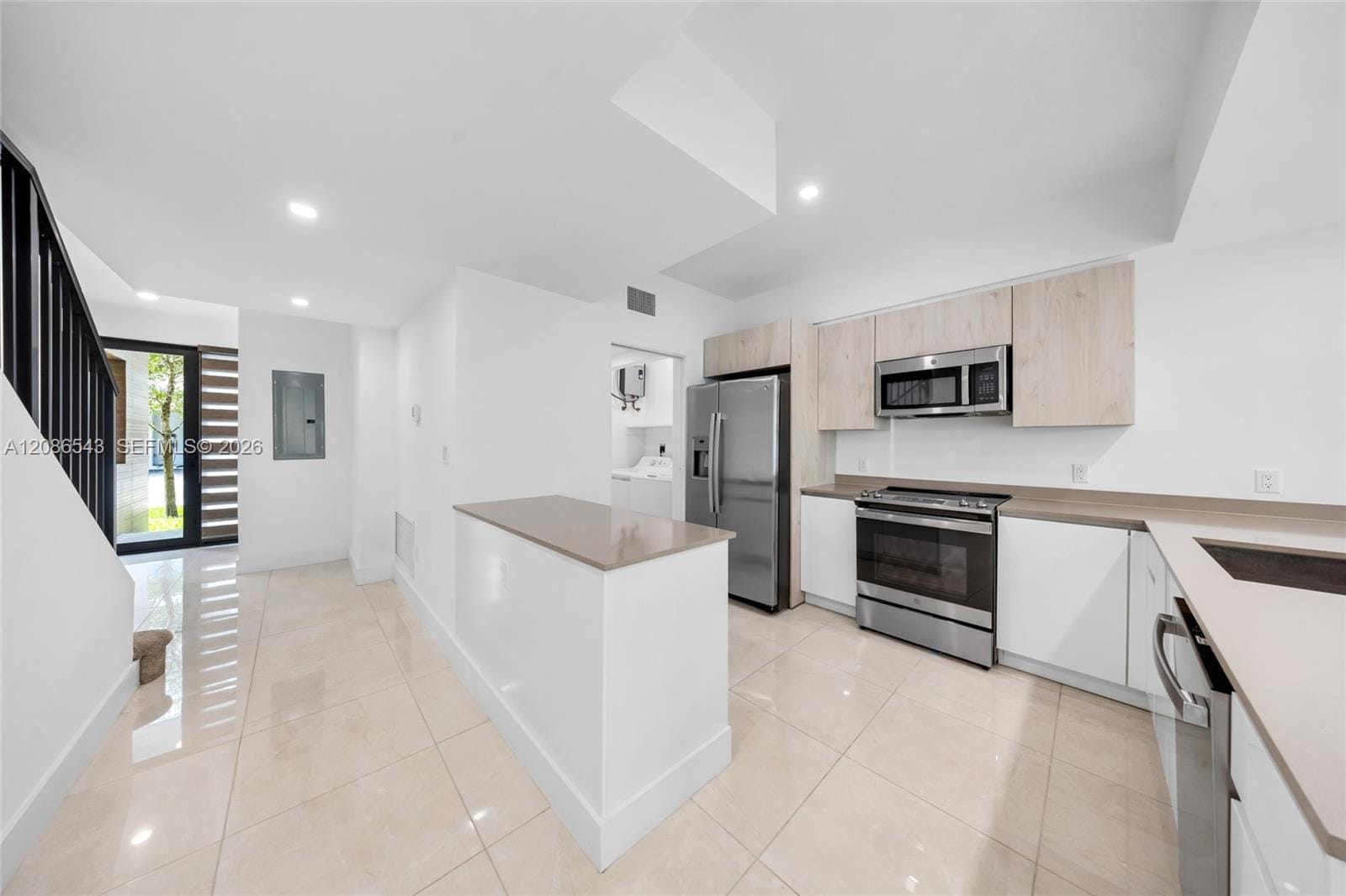 4133 N Oak Place — photo 9
