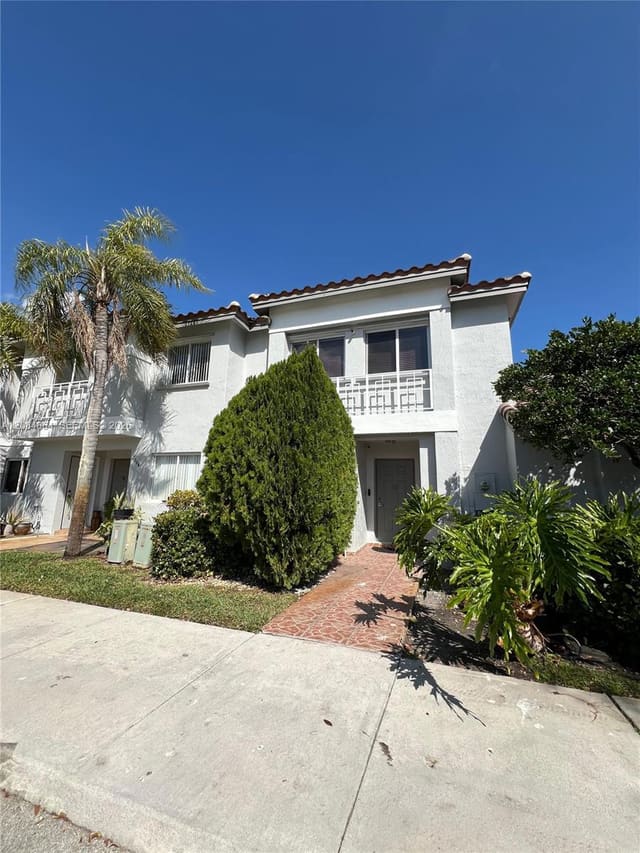 20839 NW 4th Street, Chapel Trail Estates, Pembroke Pines, FL