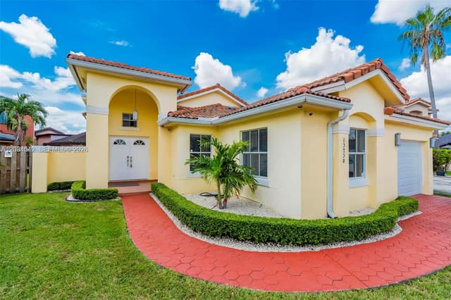 13230 NW 8th Terrace, Miami, FL 33182