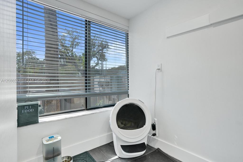2723 NE 164th Street 77, North Miami Beach, FL 33160 photo 7