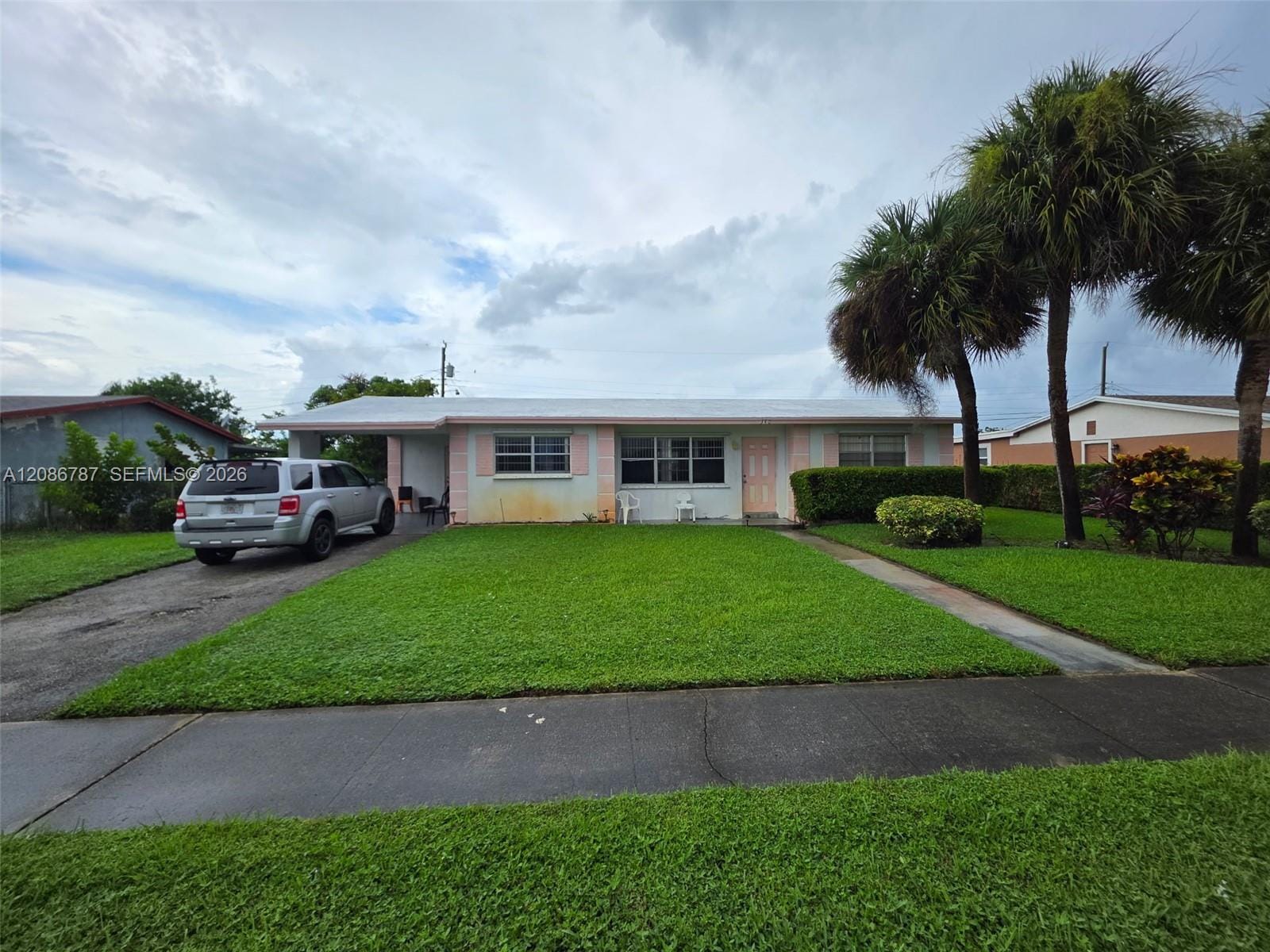 340 W 19th Street, Riviera Beach, FL 33404 photo 1