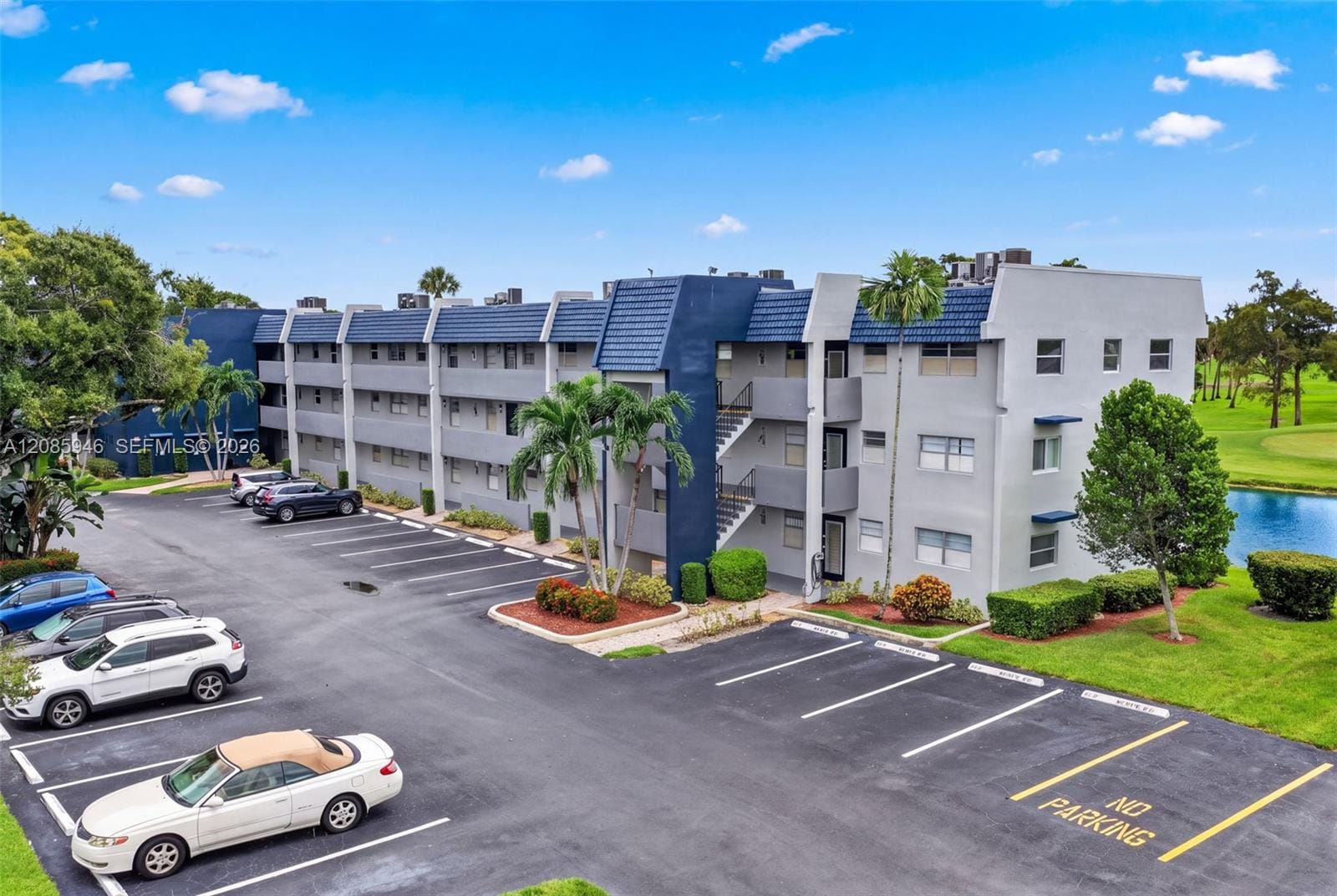 7807 Golf Cir Drive 104 — photo 1