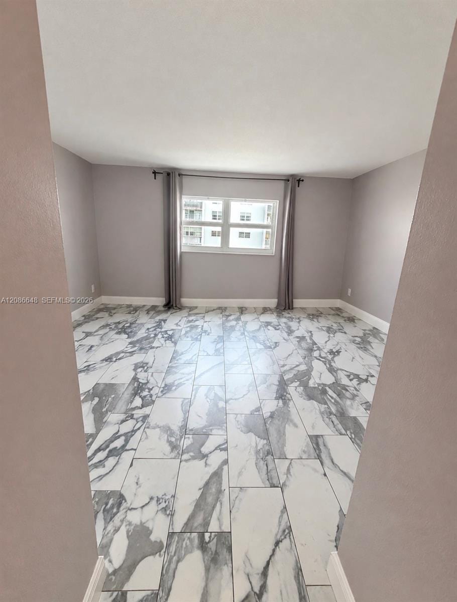 320 NE 12th Avenue 506, Hallandale Beach, FL 33009 photo 11