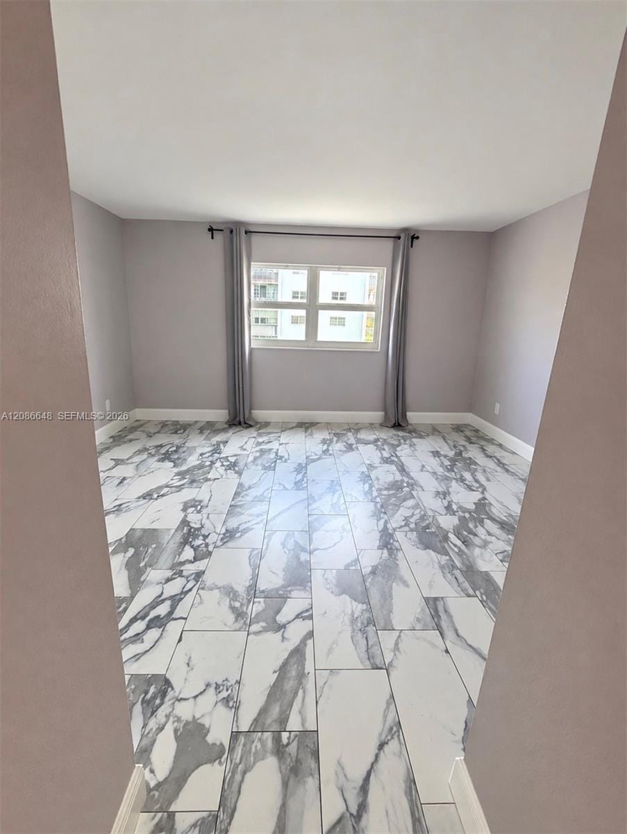 320 NE 12th Avenue 506, Hallandale Beach, FL 33009 photo 9