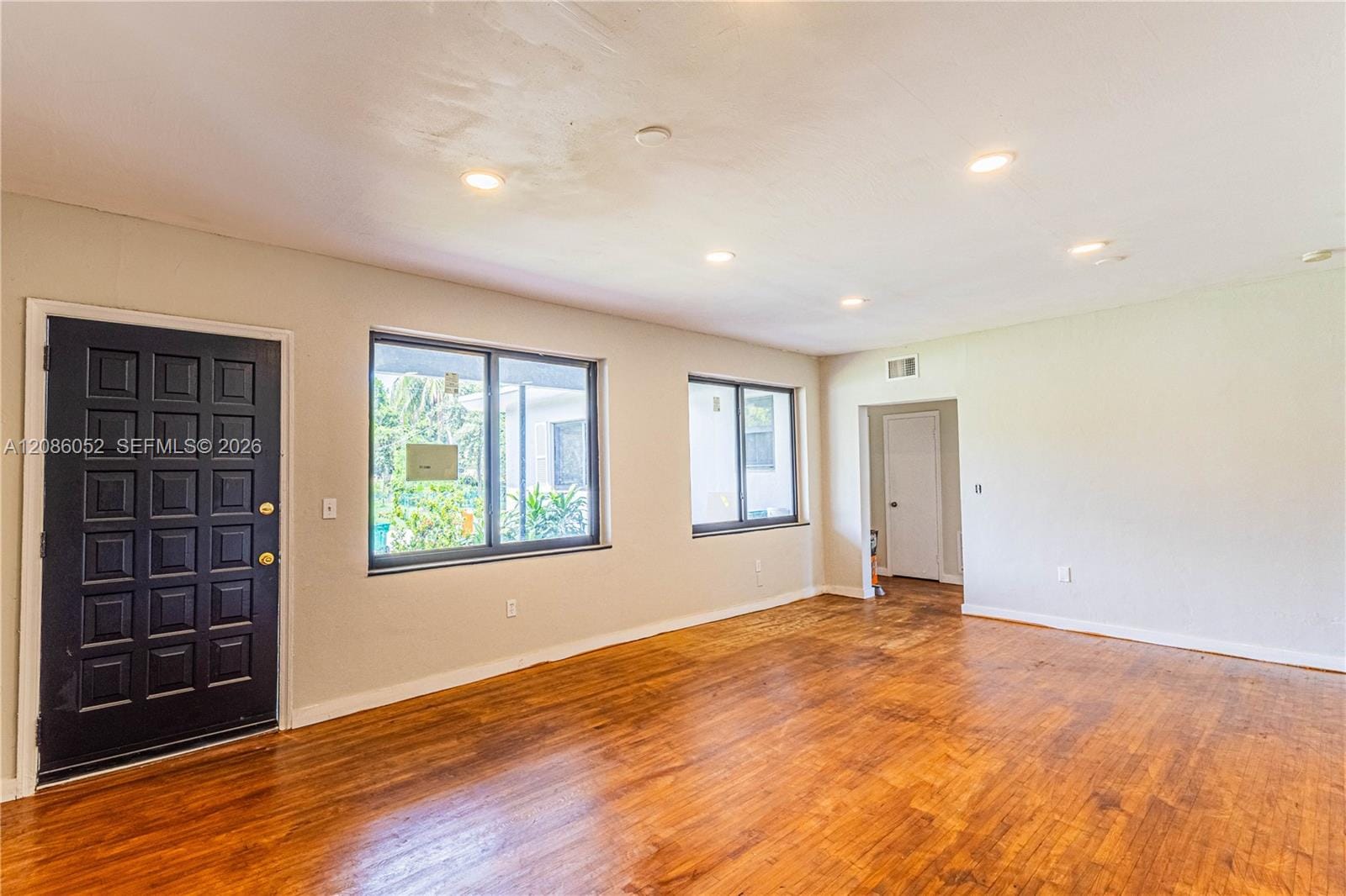 1400 NE 148th Street 1, Miami, FL 33161 photo 3