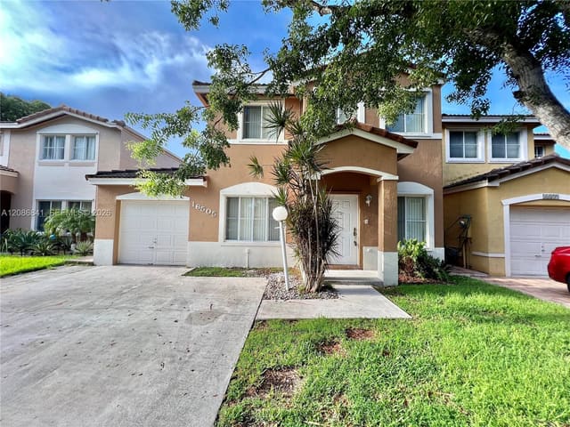 16505 SW 97th Terrace, Miami, FL 33196