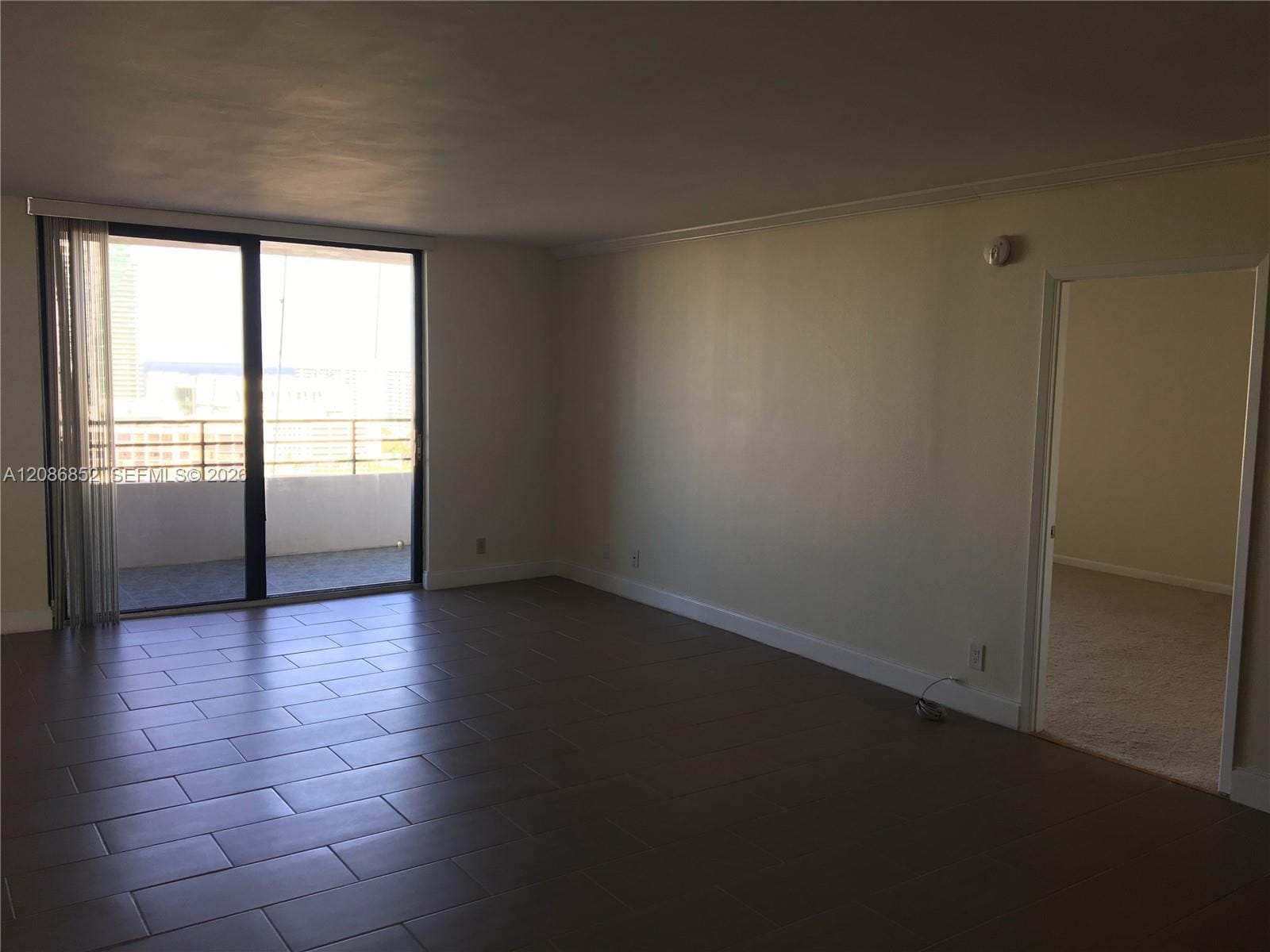 2500 Parkview Drive 2004, Hallandale Beach, FL 33009 photo 2