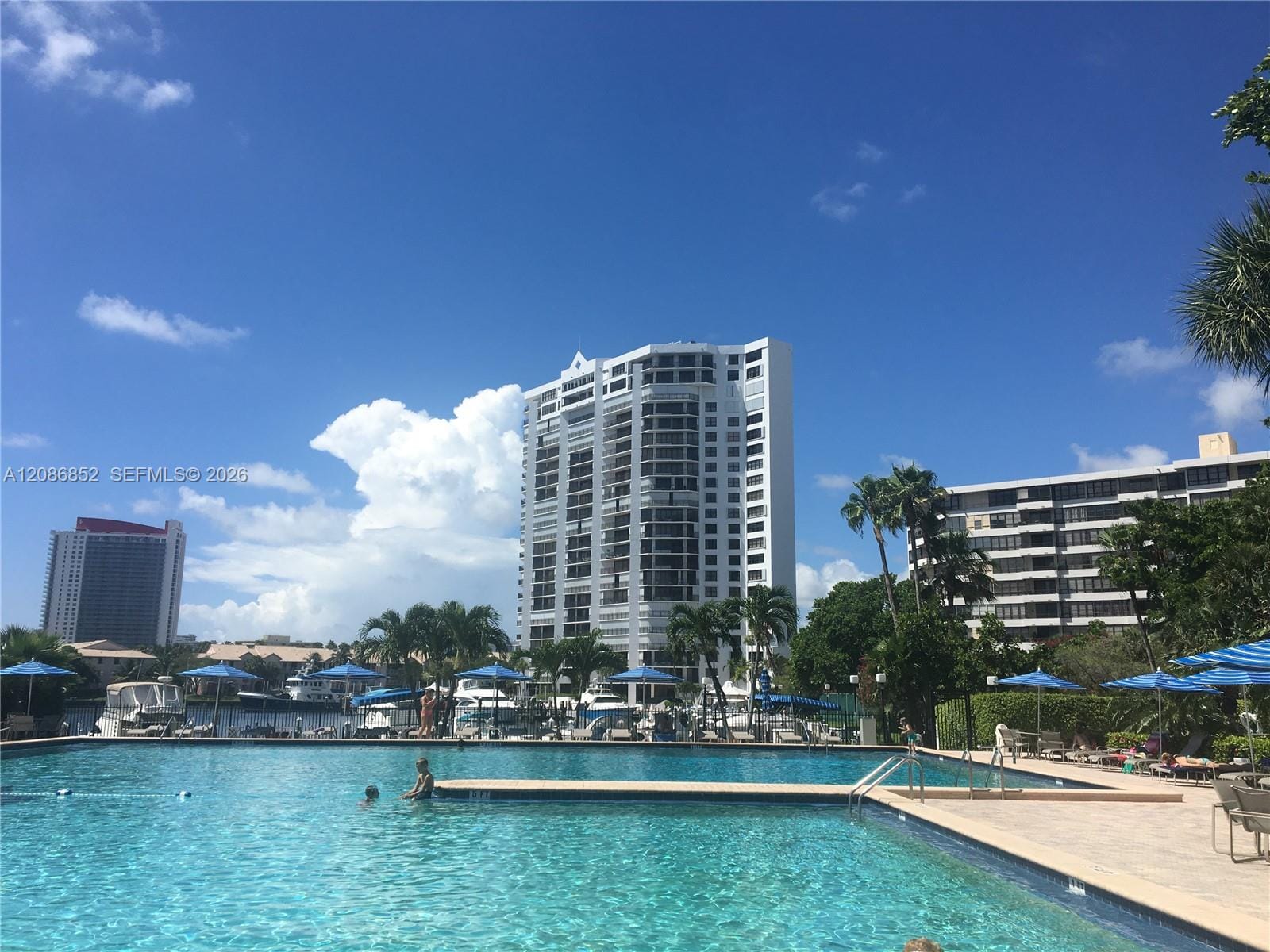 2500 Parkview Drive 2004, Hallandale Beach, FL 33009 photo 17