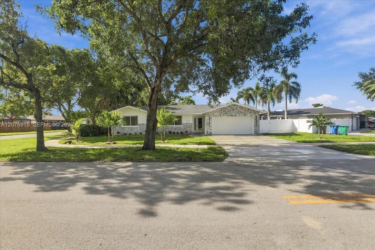 8300 SW 26th Place, Davie, FL 33328 photo 27