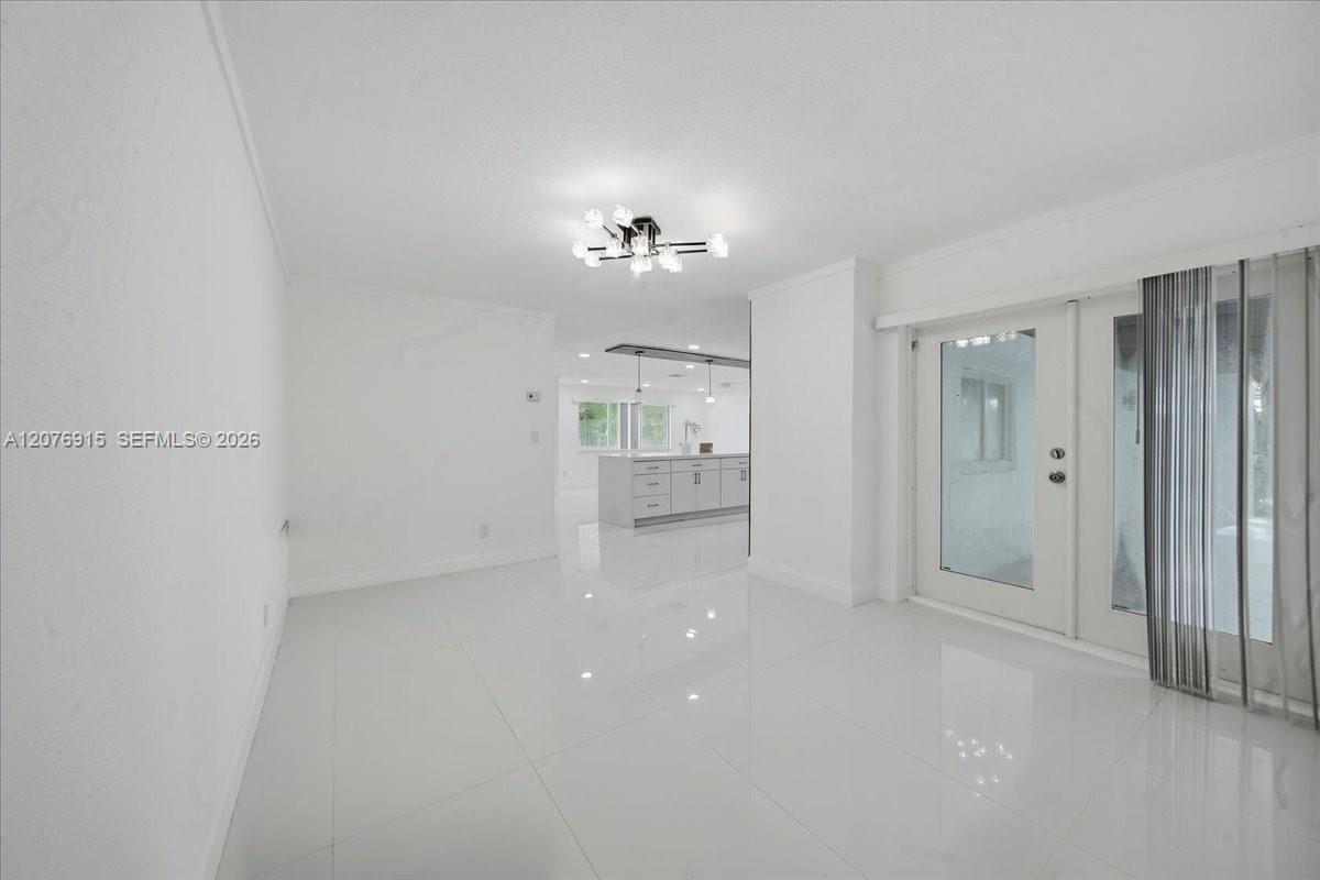 8300 SW 26th Place, Davie, FL 33328 photo 6