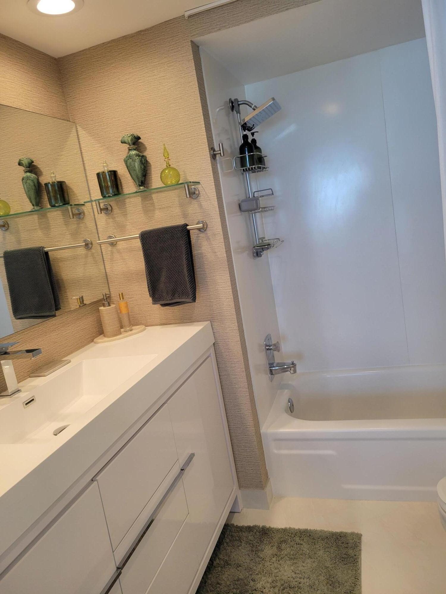 2715 N Ocean Boulevard N 16B, Fort Lauderdale, FL 33308 photo 16