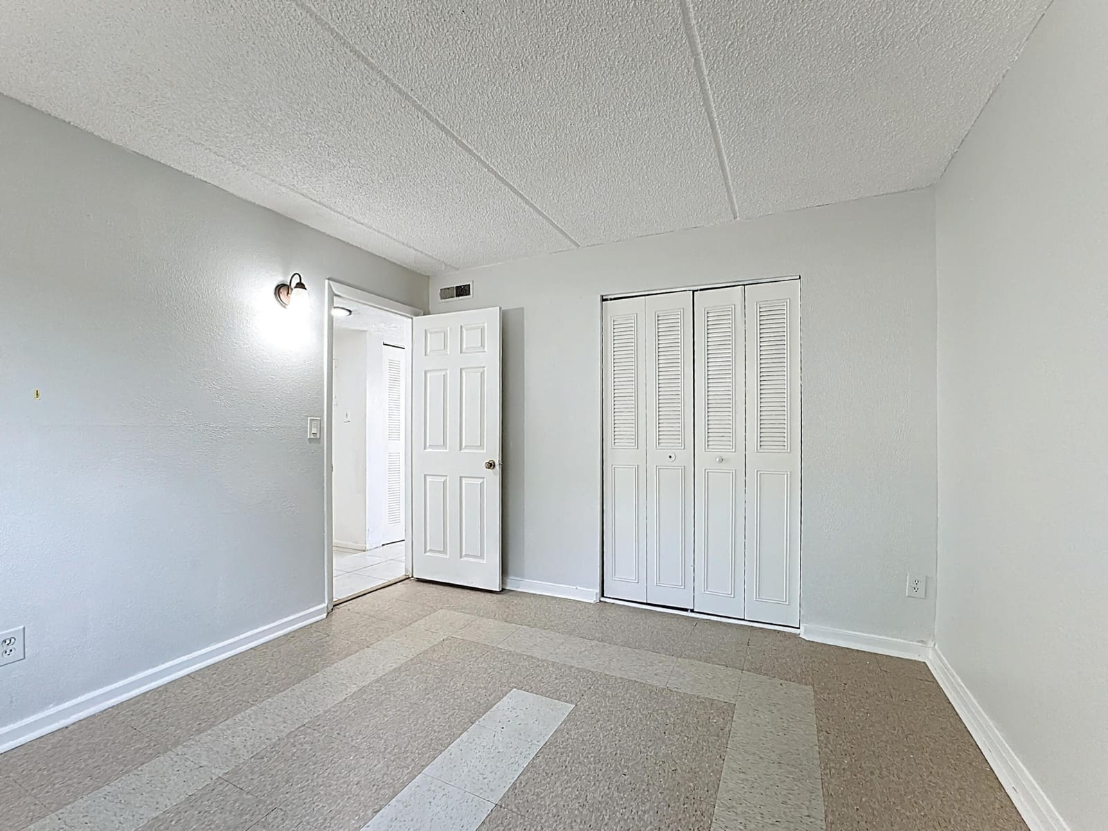 694 MICHIGAN Court 1, St. Cloud, FL 34769 photo 18