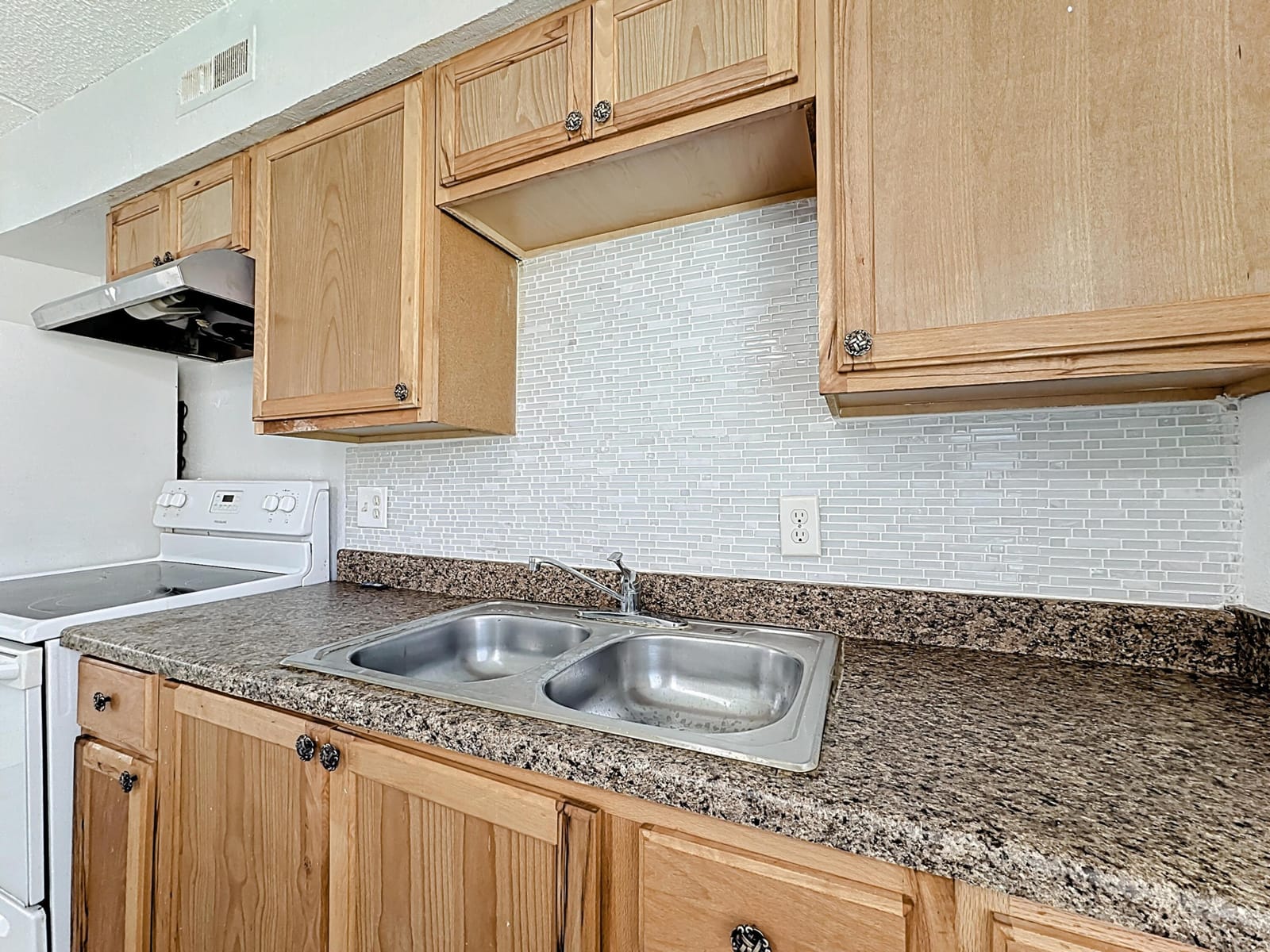 694 MICHIGAN Court 1, St. Cloud, FL 34769 photo 10