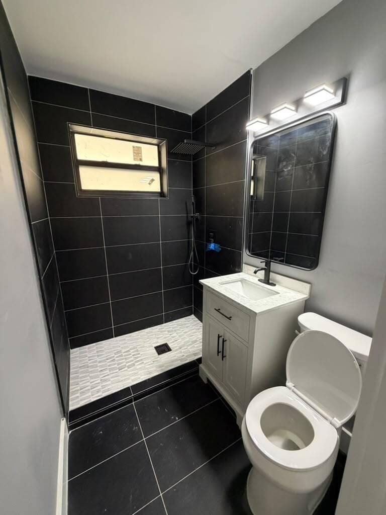7734 BYRON Avenue 10 — photo 2