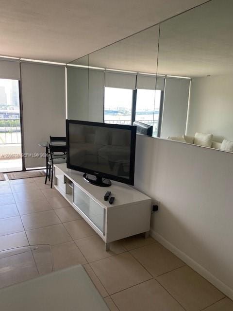 555 NE 15th Street 14H, Miami, FL 33132 photo 4