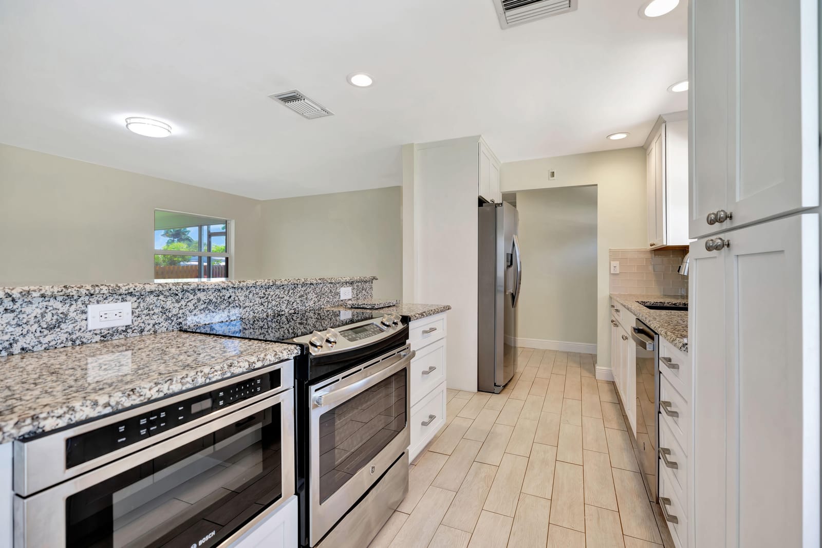713 Gumtree Road, North Palm Beach, FL 33408 photo 13