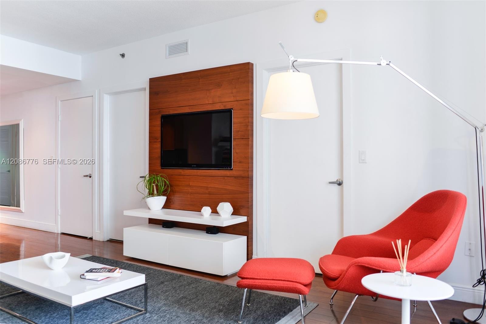 1060 Brickell Avenue 3515, Miami, FL 33131 photo 4