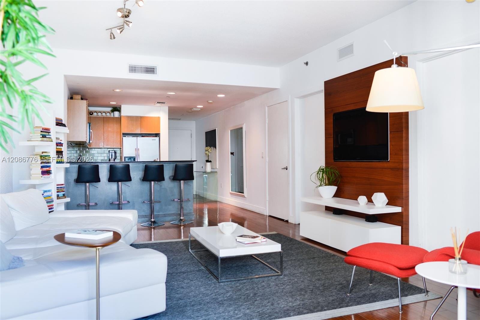 1060 Brickell Avenue 3515, Miami, FL 33131 photo 5