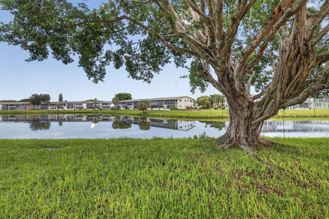 79 CHATHAM D, West Palm Beach, FL 33417