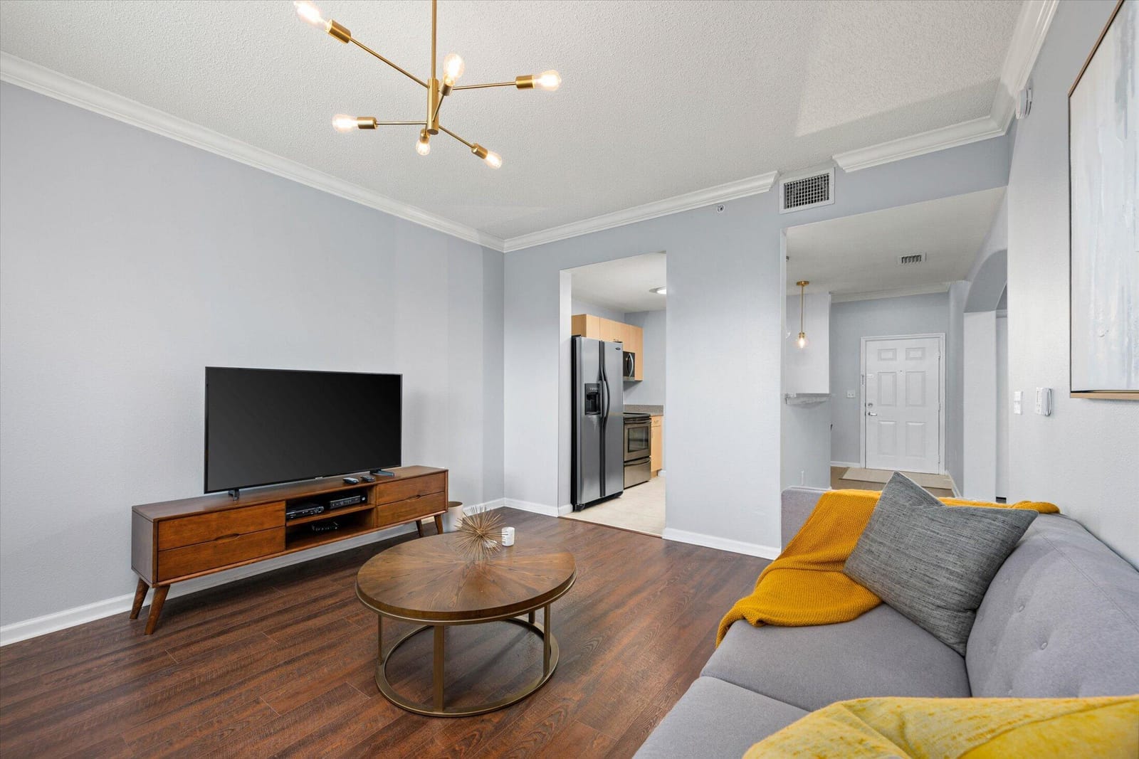 533 NE 3rd Avenue 310 — photo 9