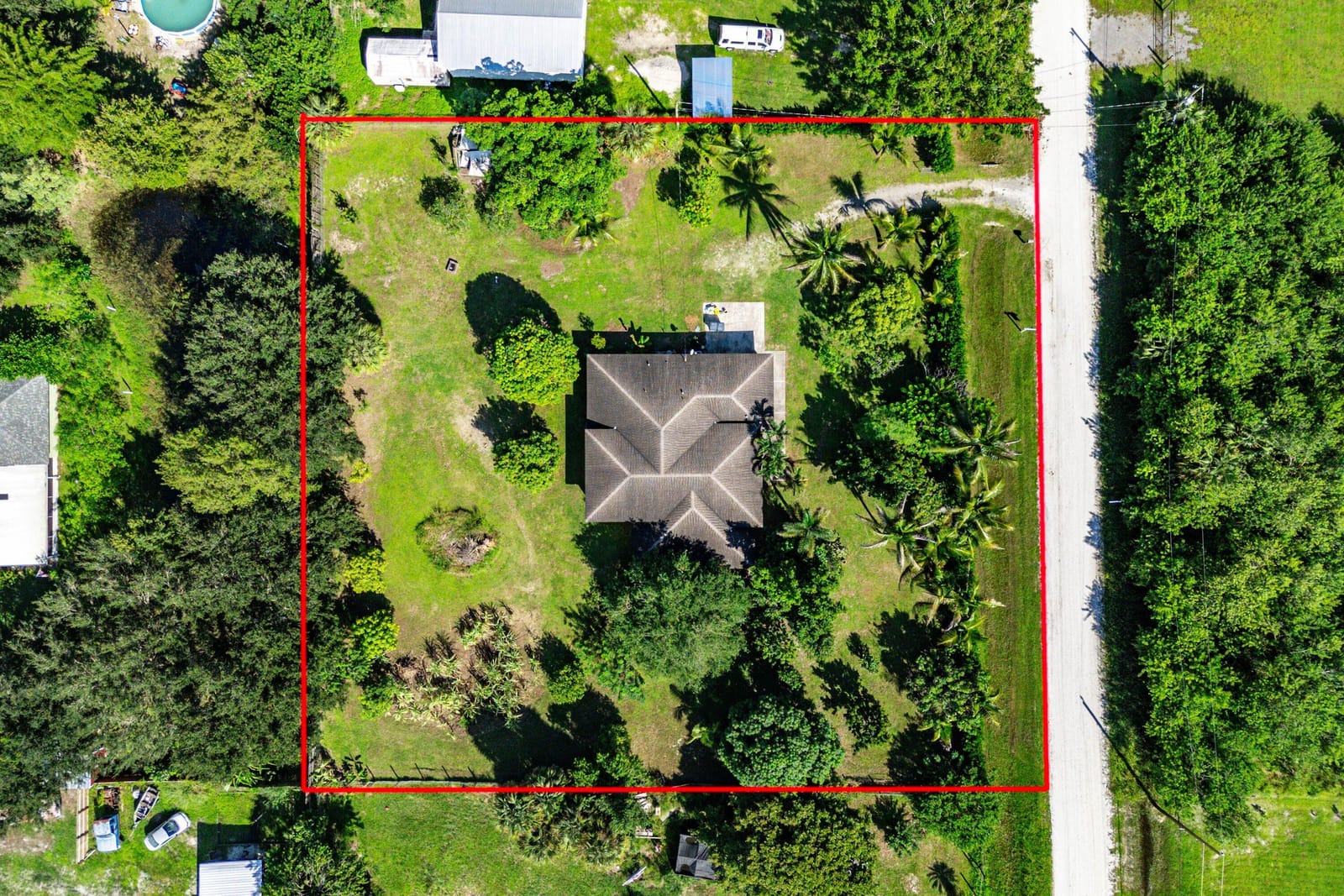 17837 32ND Lane N, The Acreage, FL 33470 photo 2