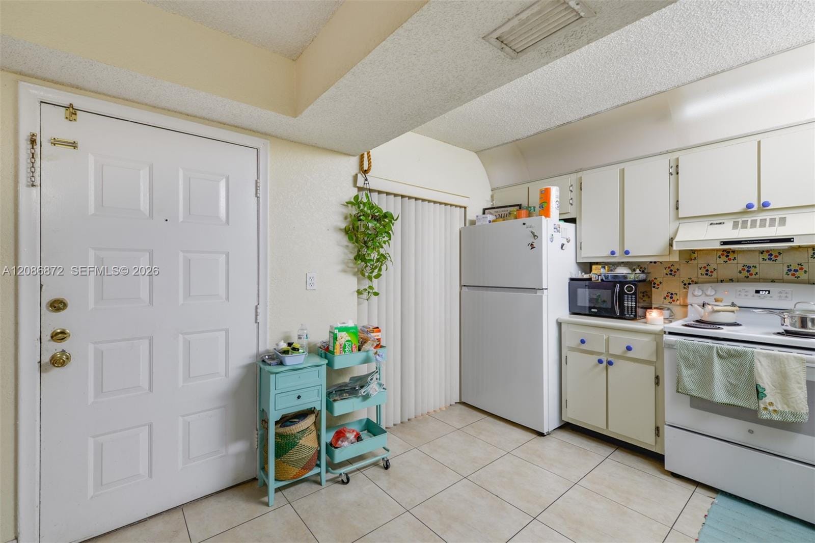 20005 NE 3rd Court 3, Miami, FL 33179 photo 11