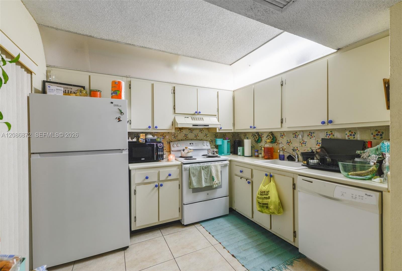 20005 NE 3rd Court 3, Miami, FL 33179 photo 10