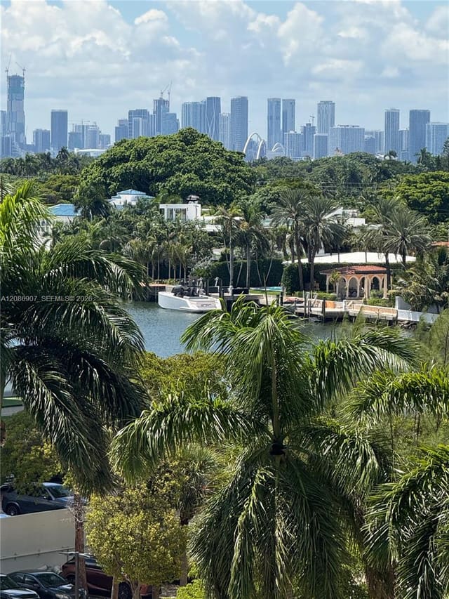 5555 Collins Avenue 7Z, Miami Beach, FL 33140