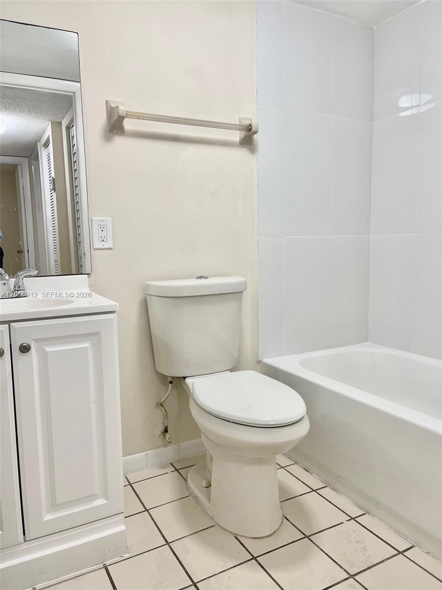 5825 W 25th Court 311, Hialeah, FL 33016 photo 6