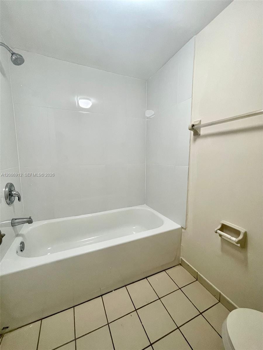 5825 W 25th Court 311, Hialeah, FL 33016 photo 10