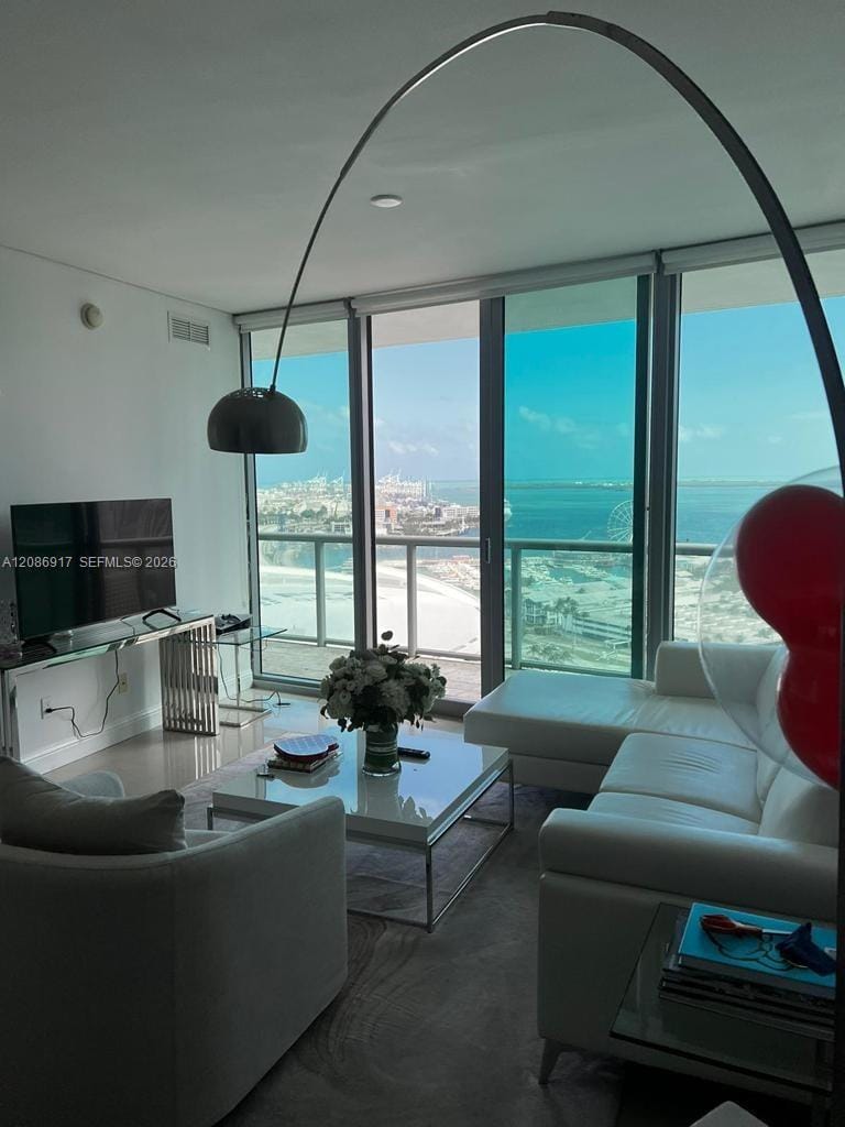 888 Biscayne Boulevard 2602, Miami, FL 33132 photo 3