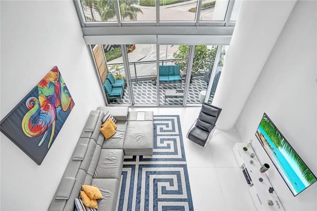 90 SW 3RD Street TH300B, Ivy Condo, Miami, FL