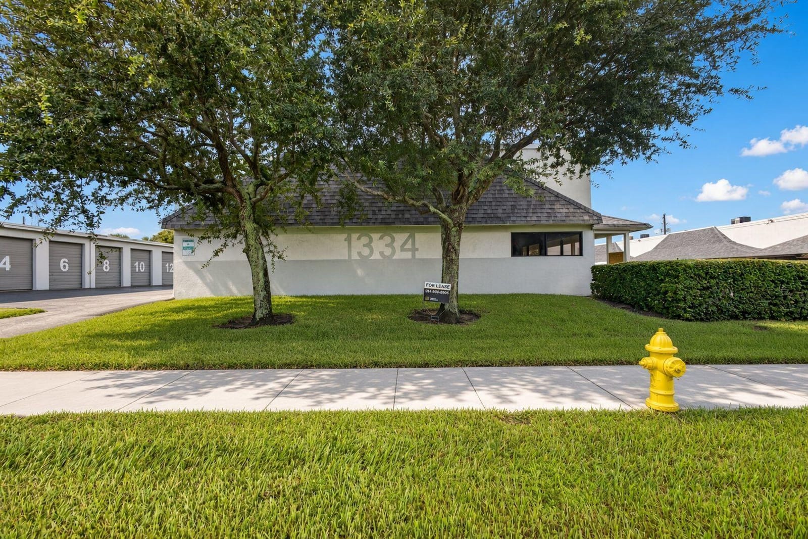1334 S Killian Drive 1, Lake Park, FL photo 7