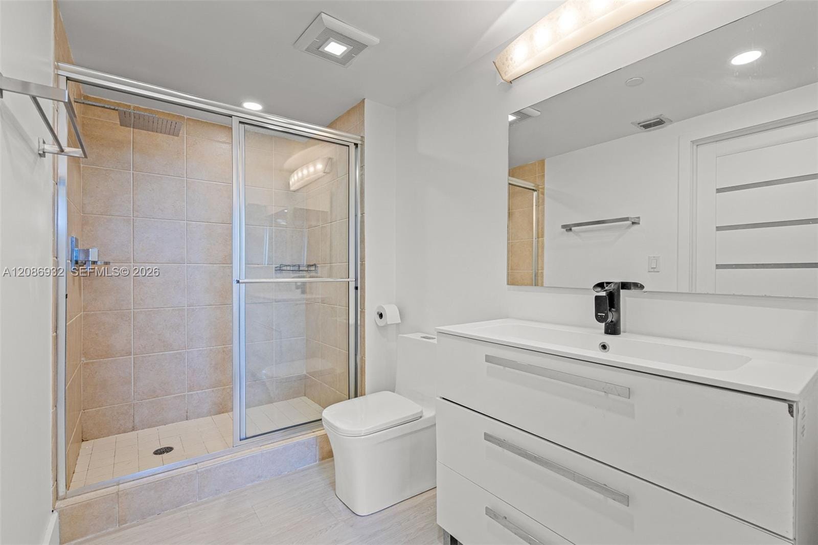 19501 W Country Club Drive 1508, Aventura, FL 33180 photo 29
