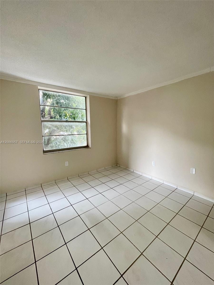 5625 W 20th Avenue 215, Hialeah, FL 33012 photo 13