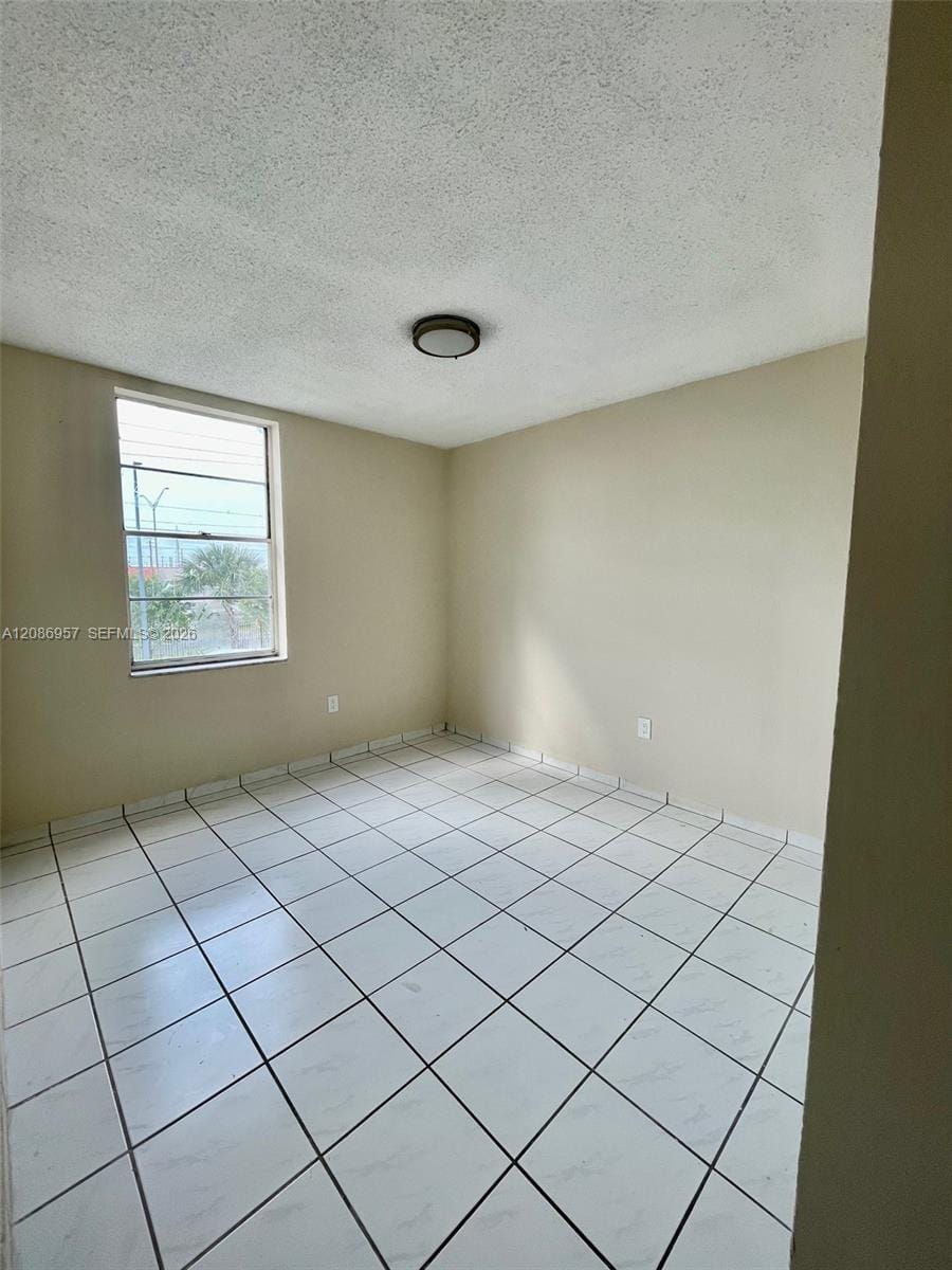 5625 W 20th Avenue 215, Hialeah, FL 33012 photo 16