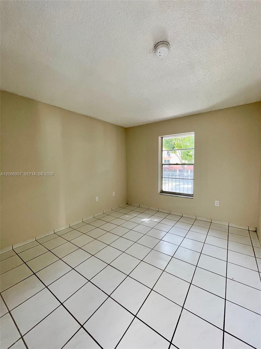 5625 W 20th Avenue 215, Hialeah, FL 33012 photo 18