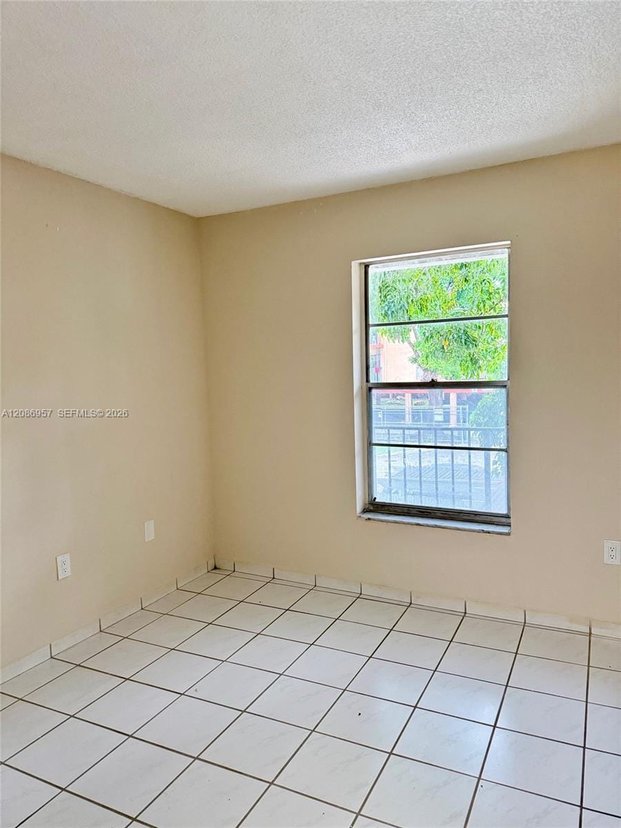 5625 W 20th Avenue 215, Hialeah, FL 33012 photo 28
