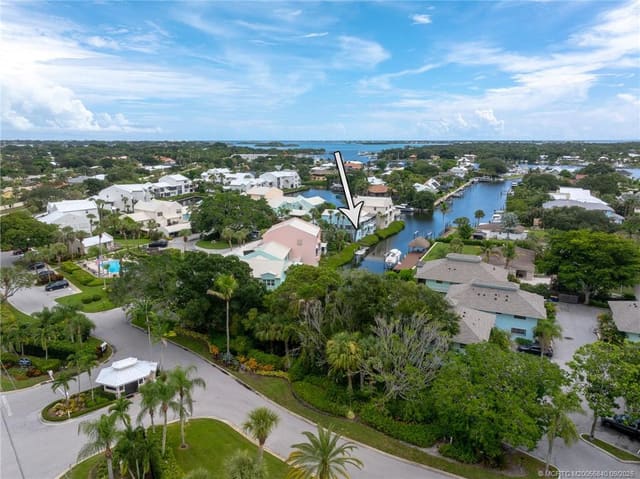 3901 SE Saint Lucie Boulevard 9, Stuart, FL 34997