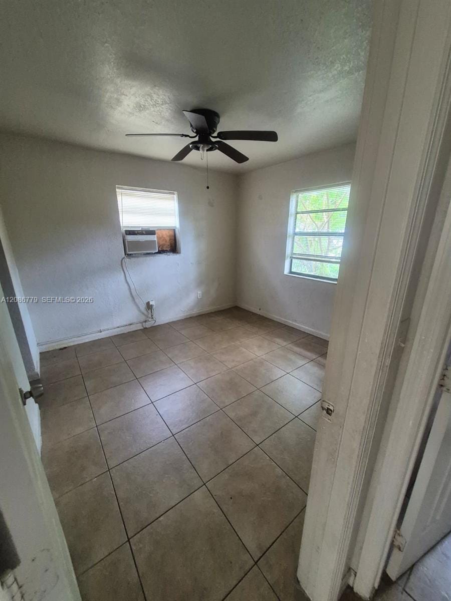 2554 NW 14th Street 1, Fort Lauderdale, FL 33311 photo 3
