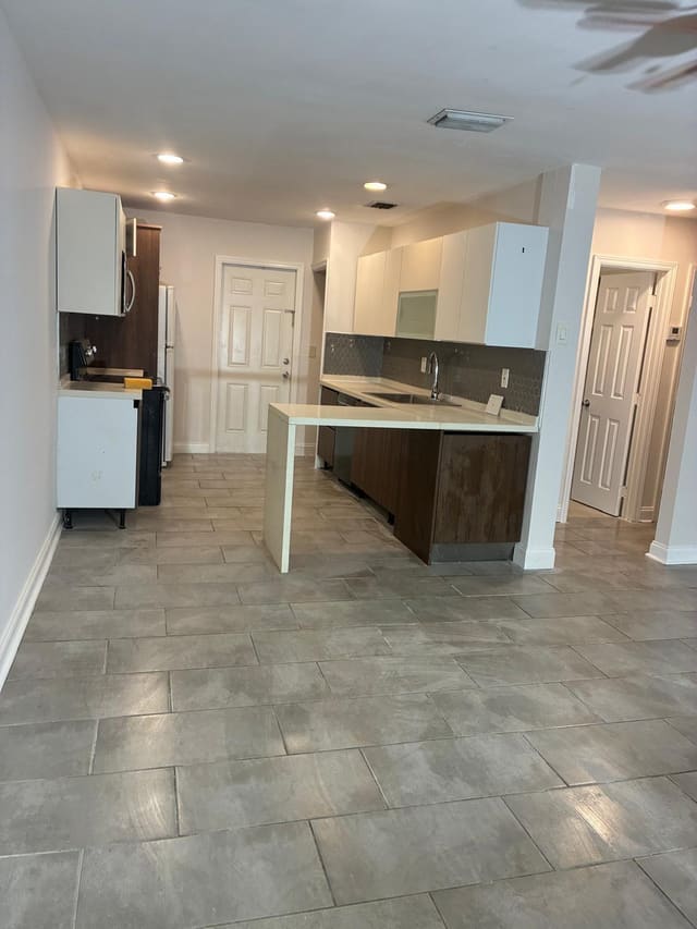 4905 N Flagler Drive 4, West Palm Beach, FL 33407