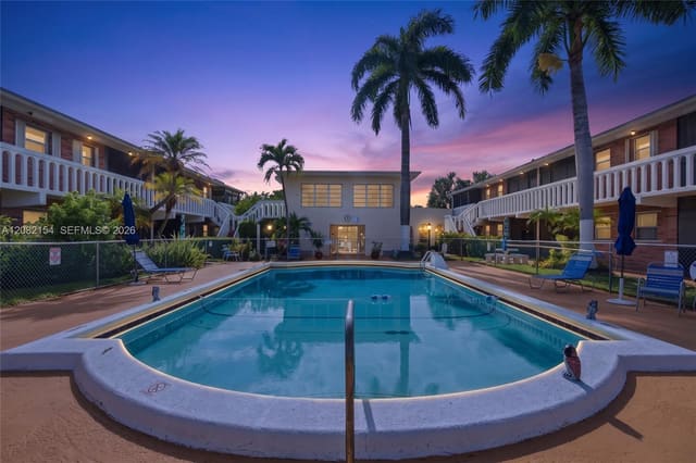 160 NE 8th Avenue 1A, Hallandale Beach, FL 33009