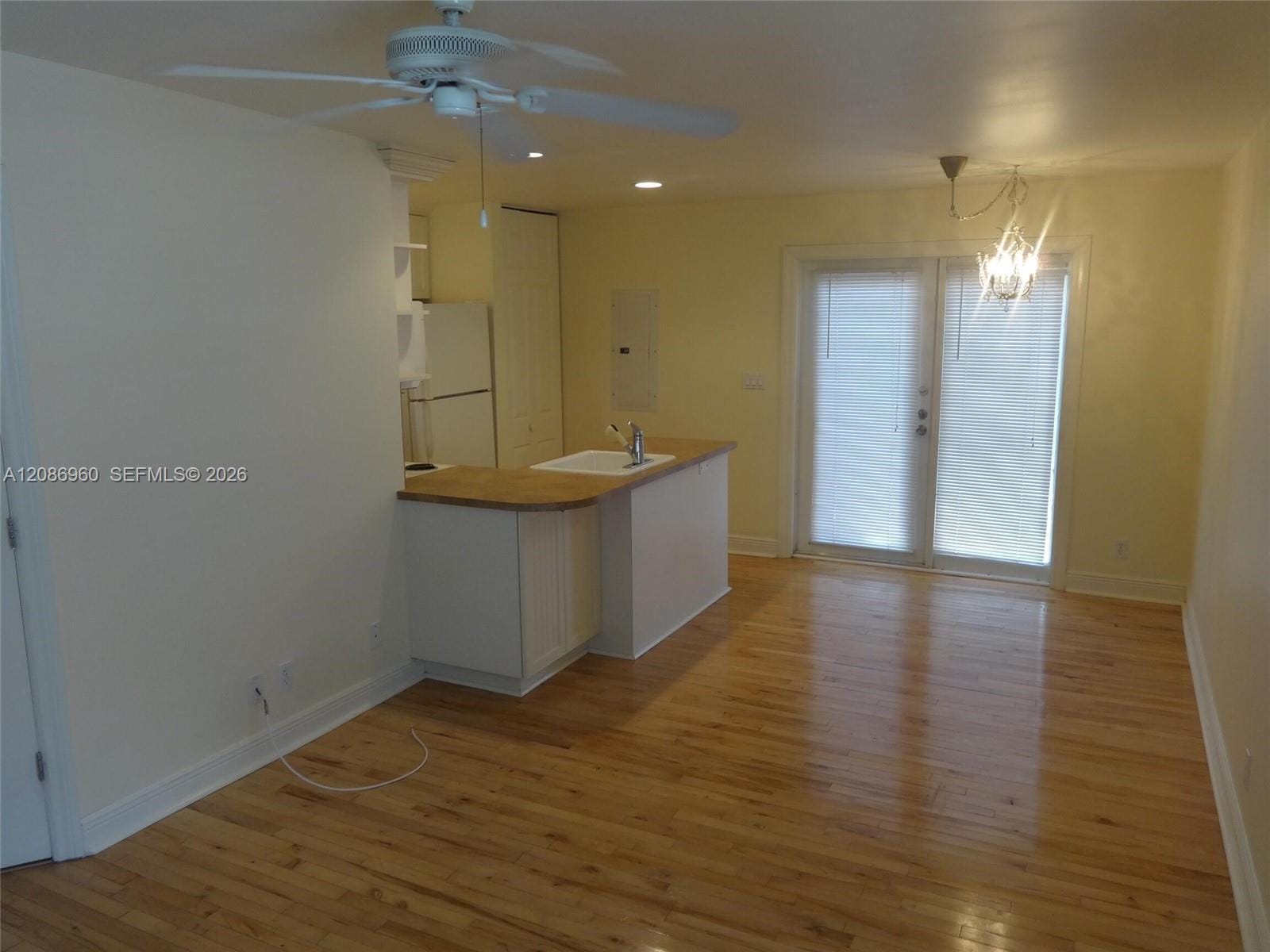 1212 SE 6th Street 1-4 — photo 4