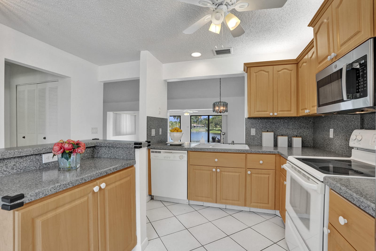 2129 SW 17TH Circle, Deerfield Beach, FL 33442 photo 13